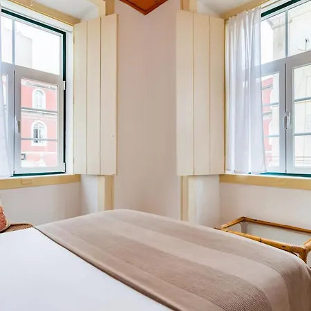 1br - Downtown Chiado Lisbona