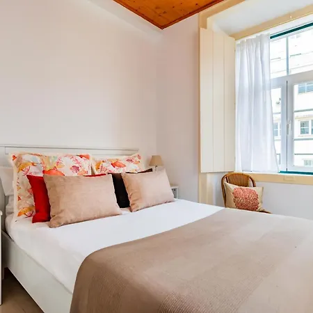 1br - Downtown Chiado Lisbona